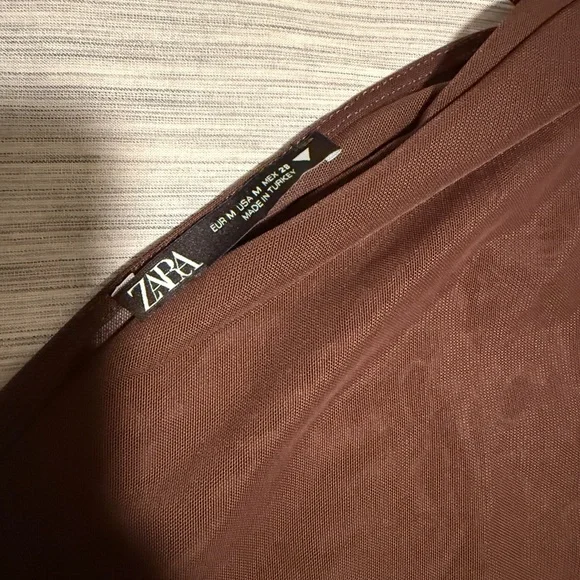 NWOT Zara Chocolate Brown off shoulder bodysuit top - Picture 2 of 3